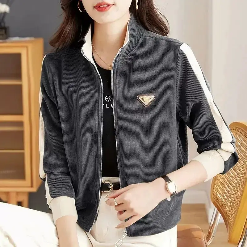 Temperament Versatile Short Jacket for Women in Spring Autumn Winter New Zipper Cardigan Stand Collar Top
Temperament Versatile Short Jacket for Women in Spring Autumn Winter New Zipper Cardigan Stand Collar Top