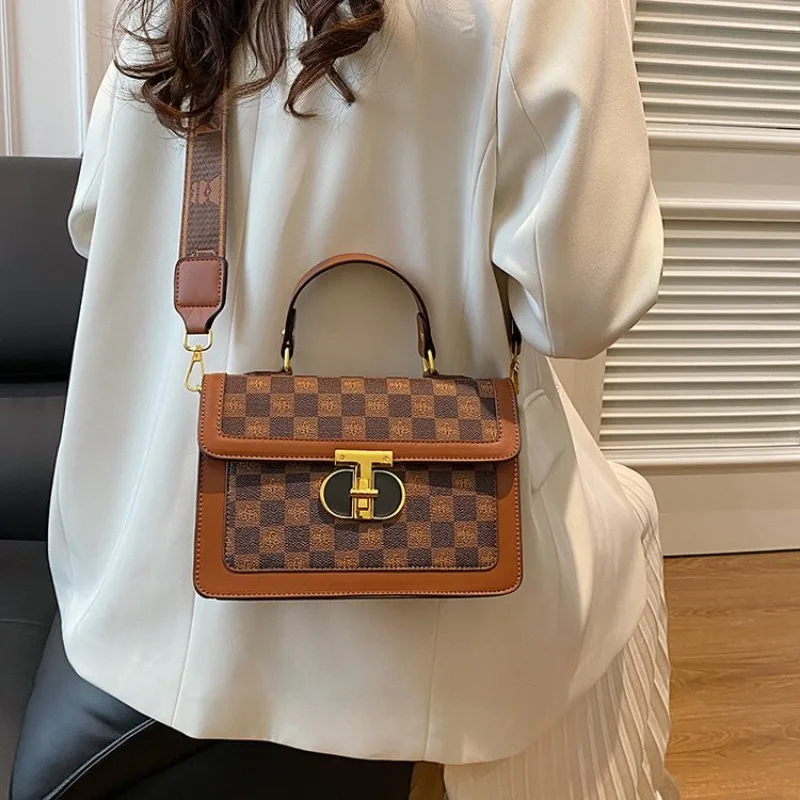 Female Contemporary Crossbody Bag In Minimalist Design For Urban Exploration And City Life Modern Practical
Female Contemporary Crossbody Bag In Minimalist Design For Urban Exploration And City Life Modern Practical