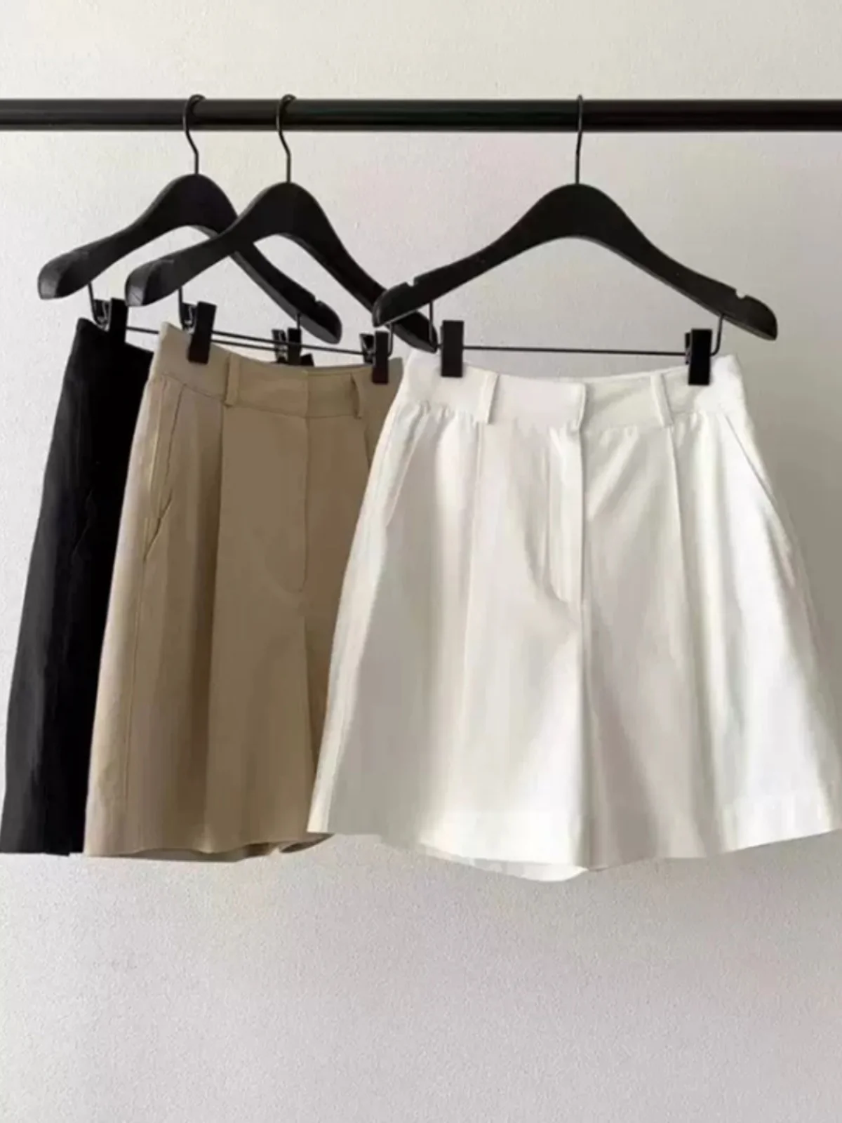 White High Waist American Style Workwear Shorts Women's Small Size Summer New Casual Loose A-Line Wide Leg Mid-Length Pants
White High Waist American Style Workwear Shorts Women's Small Size Summer New Casual Loose A-Line Wide Leg Mid-Length Pants