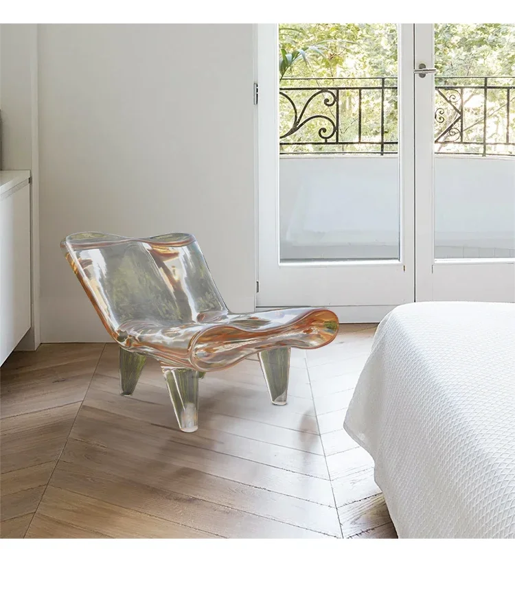 Nordic Light Luxury High-End Dining Chair Transparent Resin Designer Model Backrest Leisure Chair
Nordic Light Luxury High-End Dining Chair Transparent Resin Designer Model Backrest Leisure Chair