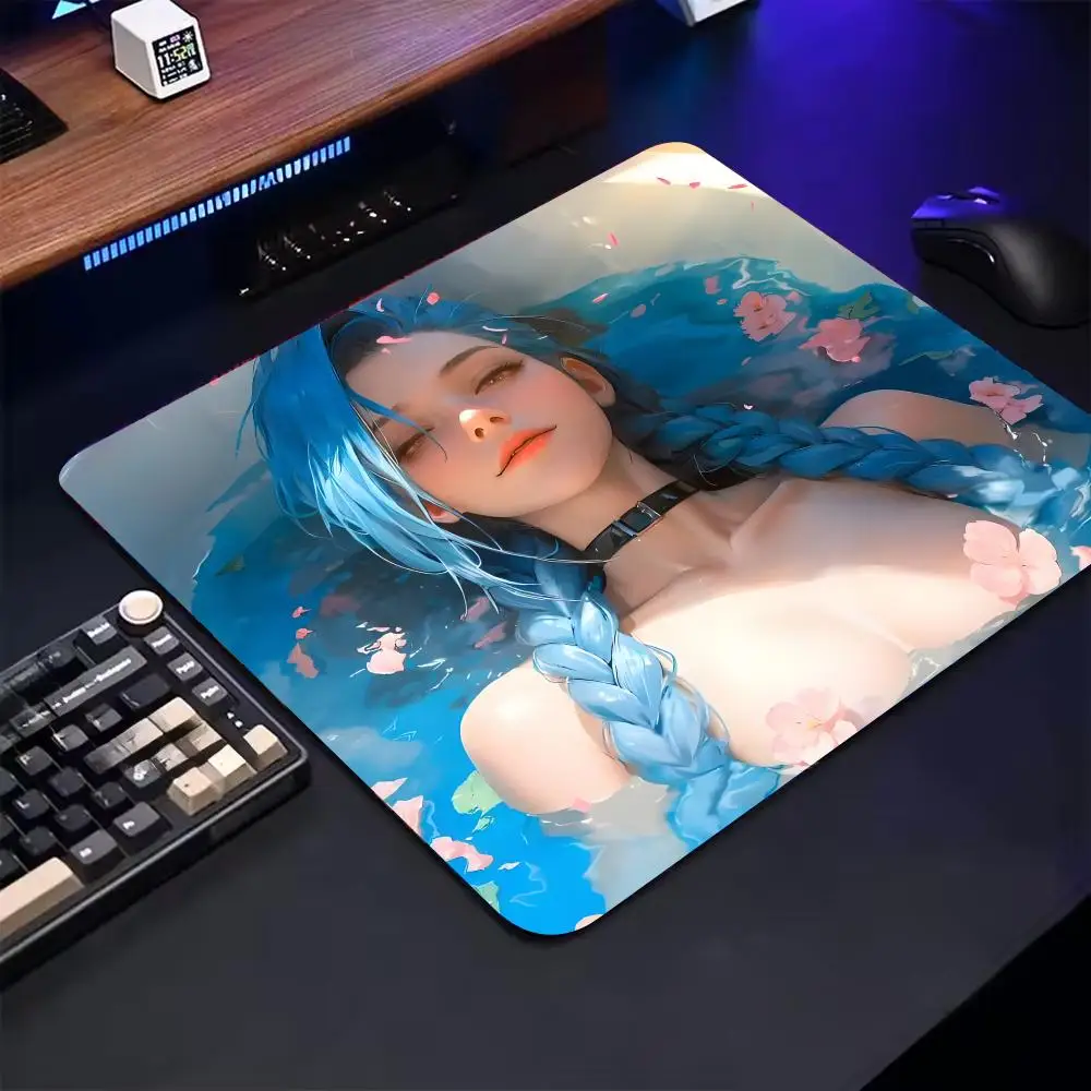 Коврик для мыши M-League-of-Legends JINXS, мультяшный резиновый маленький коврик для мыши, настольный компьютер, офисная клавиатура, киберспорт, игра ROGs
Коврик для мыши M-League-of-Legends JINXS, мультяшный резиновый маленький коврик для мыши, настольный компьютер, офисная клавиатура, киберспорт, игра ROGs