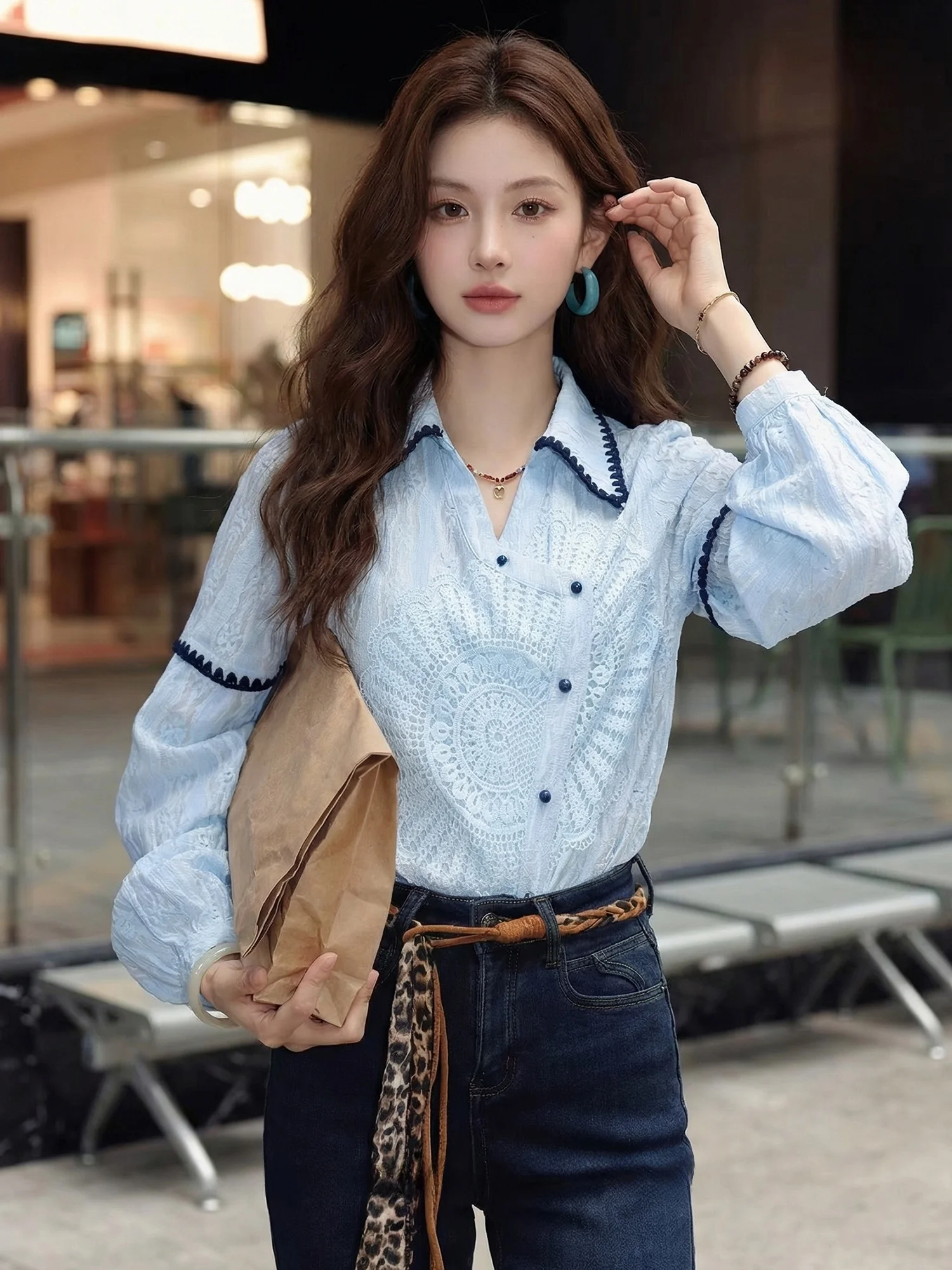 Unique Textured Blue Neck Long Sleeve Shirt Women's Spring New Style Age Reduction Beautiful Hong Kong Style Loose Fit S...
Unique Textured Blue Neck Long Sleeve Shirt Women's Spring New Style Age Reduction Beautiful Hong Kong Style Loose Fit S...