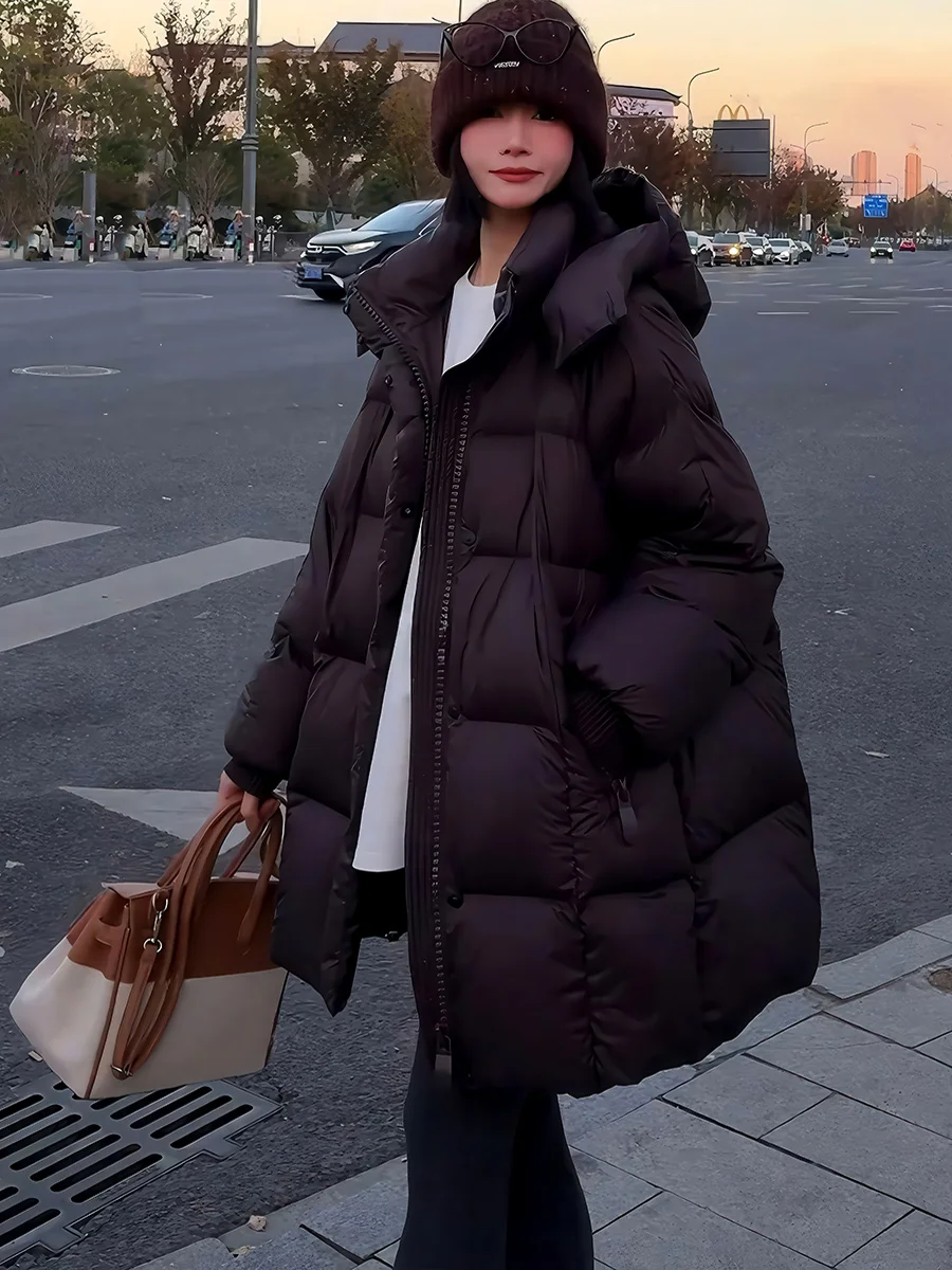 Женская стеганая куртка-пуховик с капюшоном средней длины, теплая, черная, на пуху, повседневная, зимняя верхняя одежда
Женская стеганая куртка-пуховик с капюшоном средней длины, теплая, черная, на пуху, повседневная, зимняя верхняя одежда