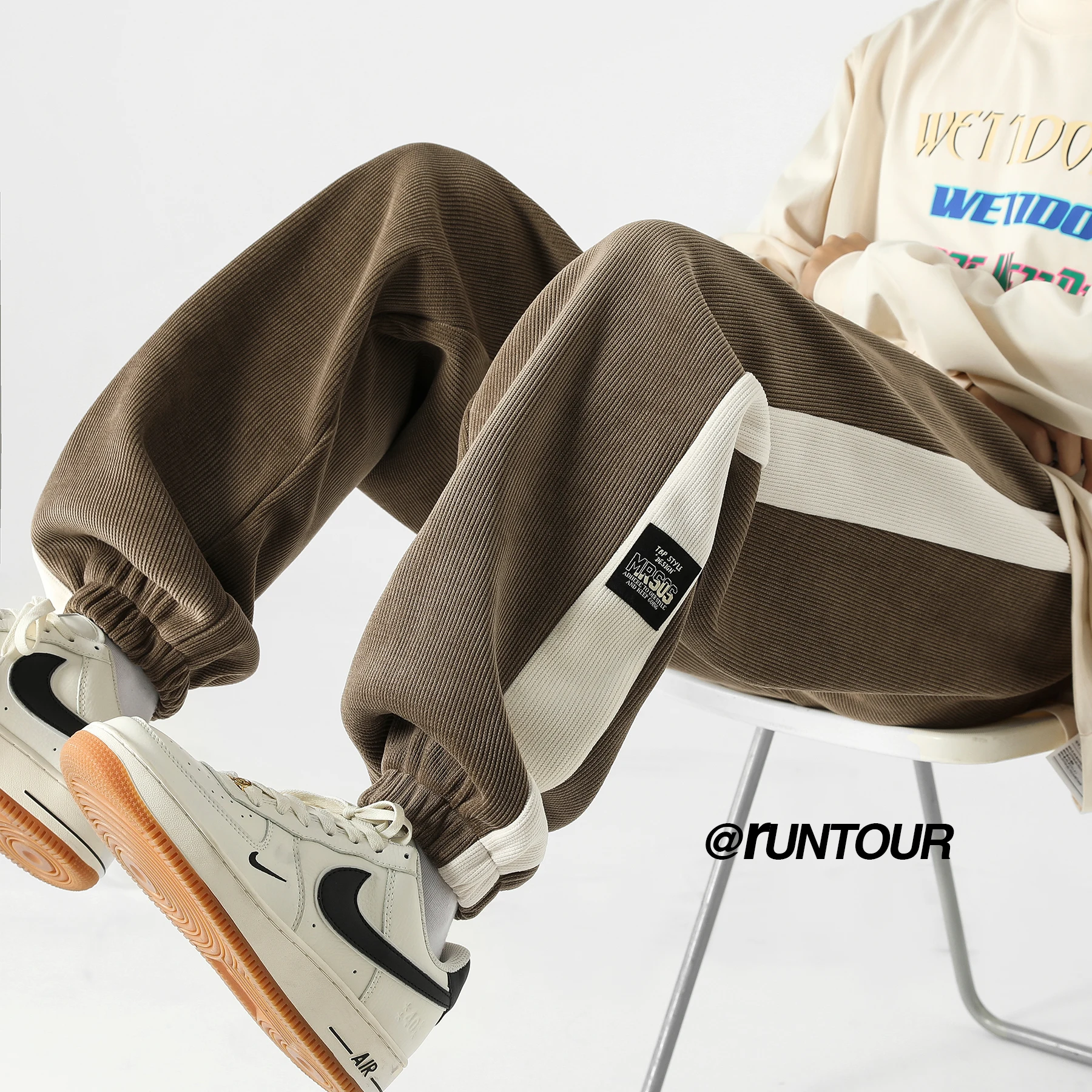 American Sle Men's Heavyweight Fce Sweatpants Loose Casual Corduroy Sports Pants Spring Autumn Trendy Loose Cuffed
American Sle Men's Heavyweight Fce Sweatpants Loose Casual Corduroy Sports Pants Spring Autumn Trendy Loose Cuffed