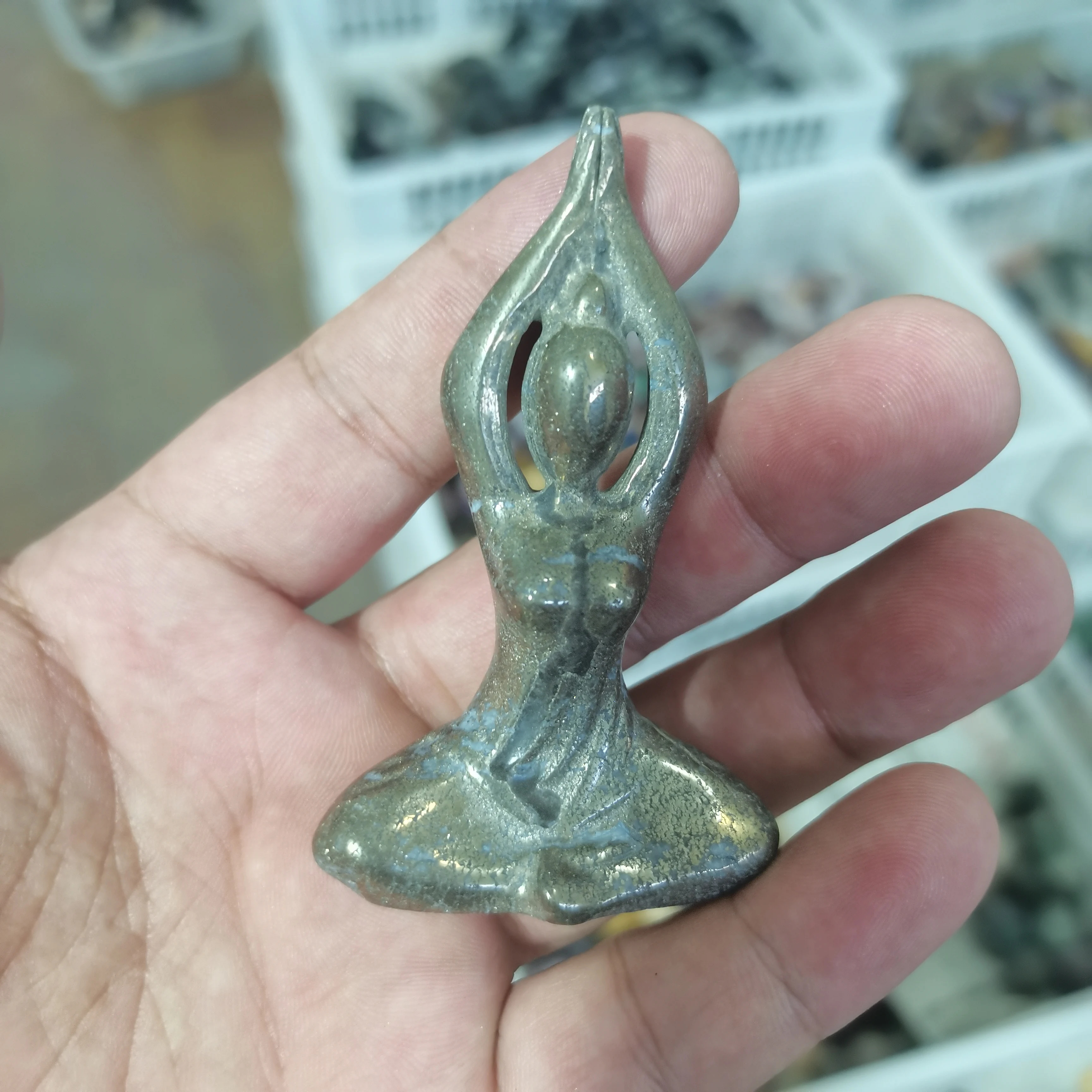 70mm 100% Natural Crystal Pyrite Yoga Goddess Yoga Goddess Carving Crystal Healing Room Decorations 1pcs
70mm 100% Natural Crystal Pyrite Yoga Goddess Yoga Goddess Carving Crystal Healing Room Decorations 1pcs