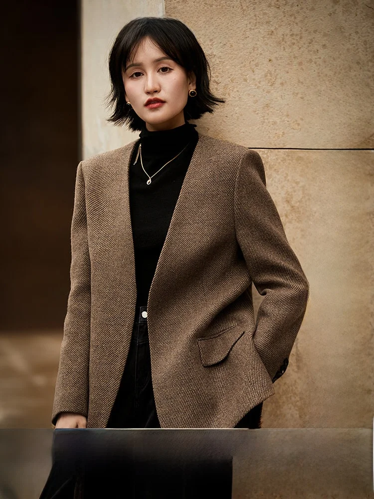 Xiao Han Ge Paris Sunset Sle Women's Woolen Suit Jaet Vintage Plaid Briti Elegance Long Sve V-Ne Button Coat
Xiao Han Ge Paris Sunset Sle Women's Woolen Suit Jaet Vintage Plaid Briti Elegance Long Sve V-Ne Button Coat