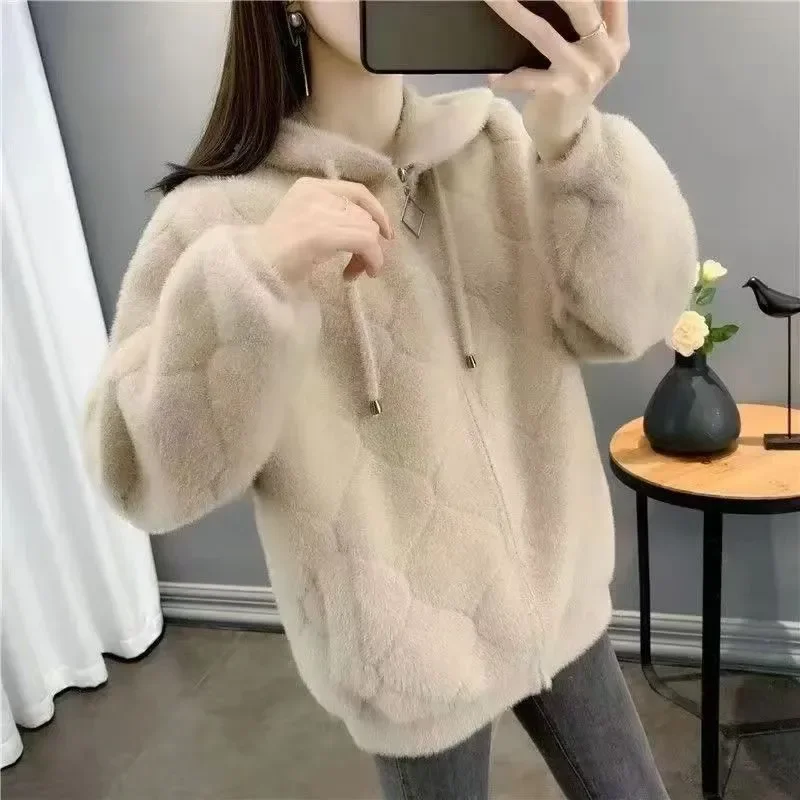 Mink Velvet Jacket Women's Autumn Winter New Korean Style Zipper Loose Thickened Hooded Versatile Knitted Fashion Top Cardigan
Mink Velvet Jacket Women's Autumn Winter New Korean Style Zipper Loose Thickened Hooded Versatile Knitted Fashion Top Cardigan