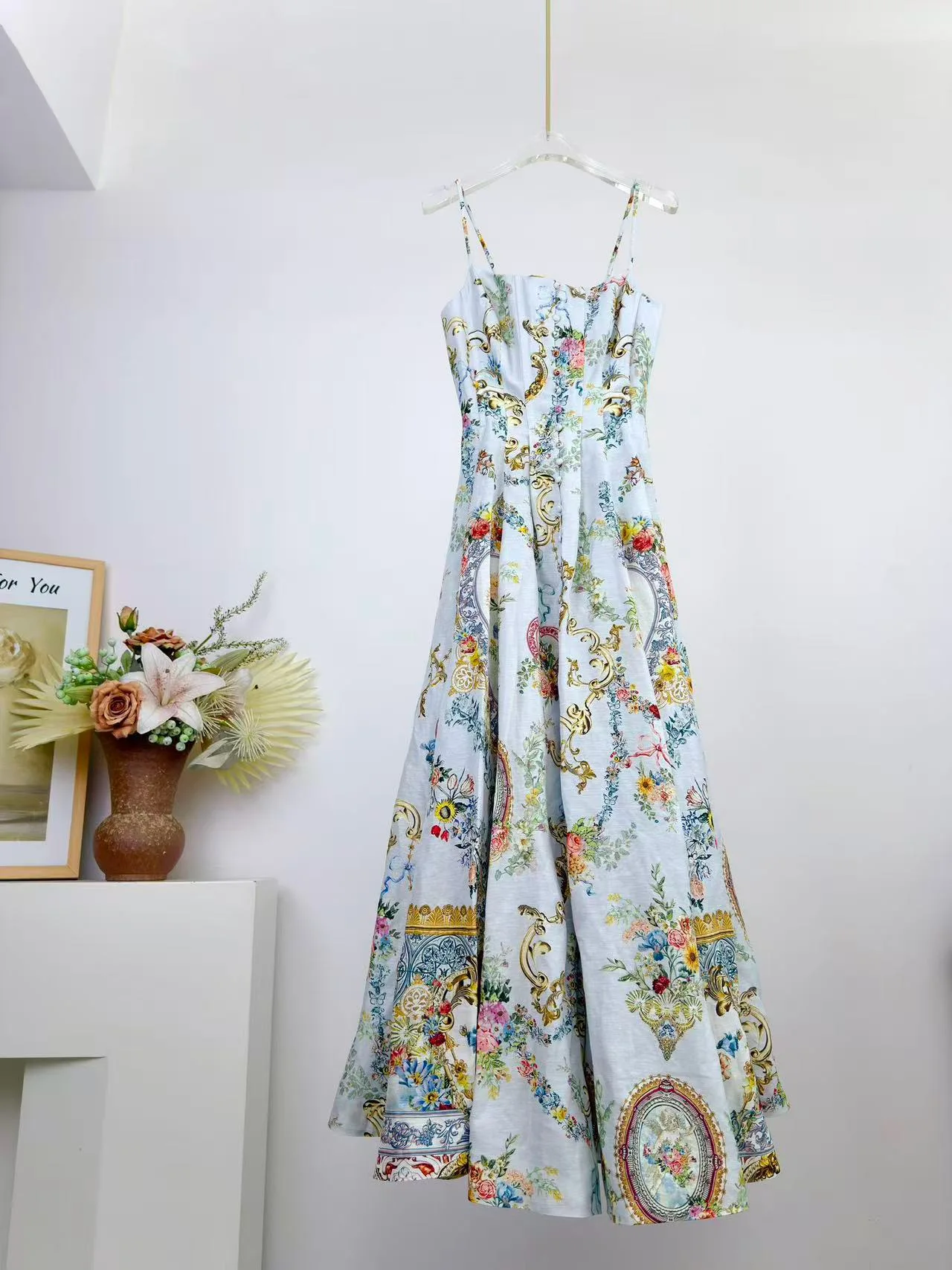 Women Vintage Baroque Floral Print Spaghetti Strap Maxi Dress Elegant Ruched Bust Flared Long Dress Summer Bohemian Beach Style
Women Vintage Baroque Floral Print Spaghetti Strap Maxi Dress Elegant Ruched Bust Flared Long Dress Summer Bohemian Beach Style