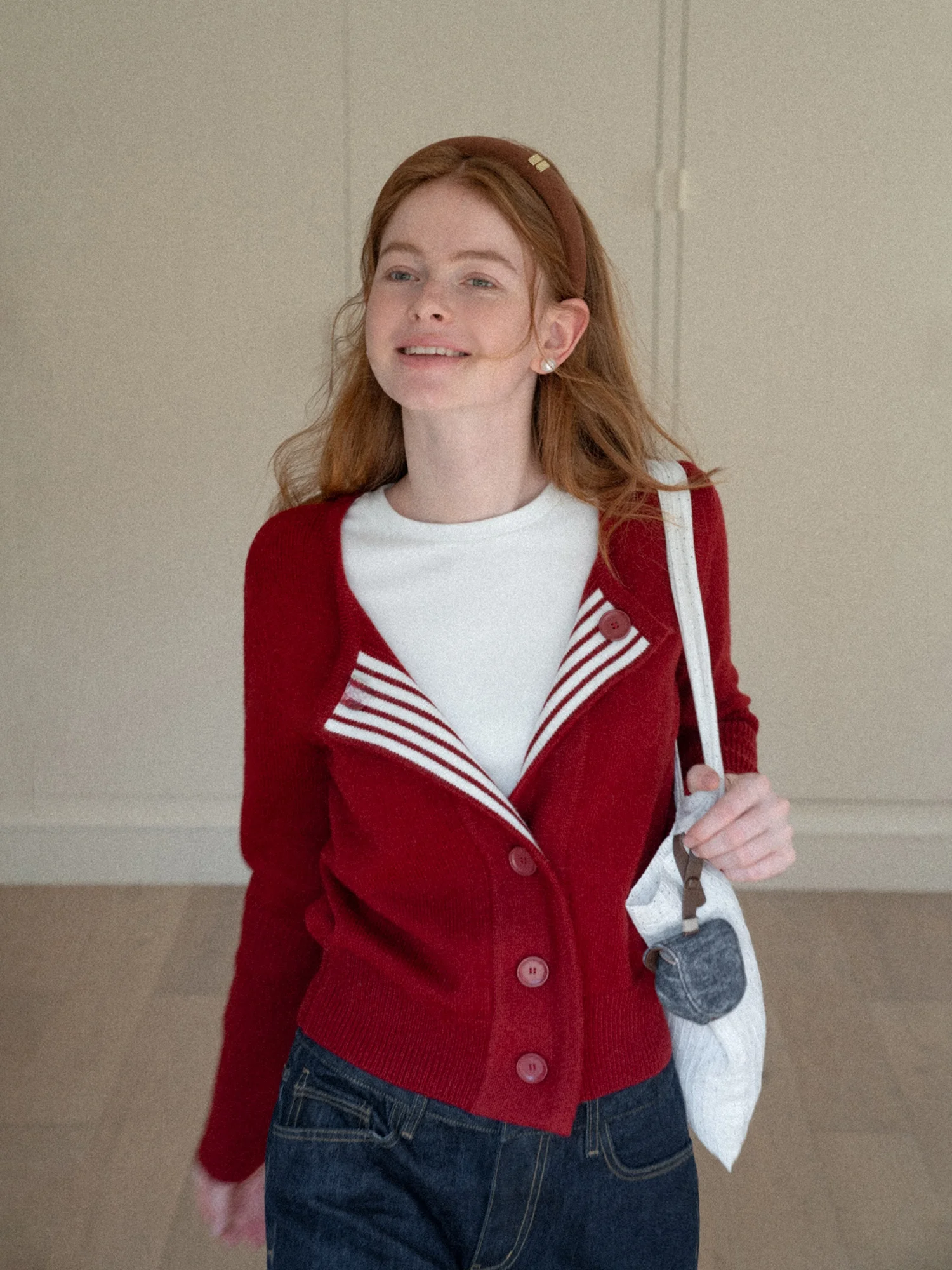 EGGKA полосатый цветной вязаный ор кардиган верхняя одежда осень-зима с отложным воротником для поездок на работу топ для похудения для женщин
EGGKA полосатый цветной вязаный ор кардиган верхняя одежда осень-зима с отложным воротником для поездок на работу топ для похудения для женщин