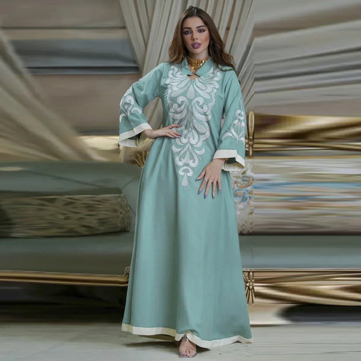 Robe Muslim Abaya Dubai Embroidered Kebaya Dress Long Sleeve Gowns Moroccan Kaftan Islam Oman Ladies Dresses Muslim Dress
Robe Muslim Abaya Dubai Embroidered Kebaya Dress Long Sleeve Gowns Moroccan Kaftan Islam Oman Ladies Dresses Muslim Dress