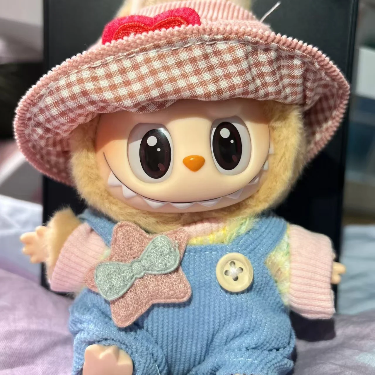 Kawaii комплект одежды для Labubu 17 см, плюшевые куклы, аксессуары, плюшевая кукла, одежда Heartbeat Macaron, вечерние куклы, комплект одежды 
Kawaii комплект одежды для Labubu 17 см, плюшевые куклы, аксессуары, плюшевая кукла, одежда Heartbeat Macaron, вечерние куклы, комплект одежды