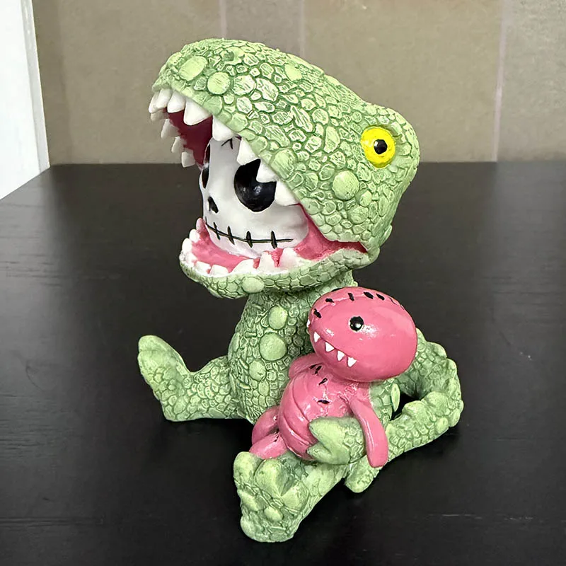 Small Dinosaur Skull Doll Resin Anime Figures Living Room Bedroom Kids Toys Collectible Action Figures Halloween Decorations
Small Dinosaur Skull Doll Resin Anime Figures Living Room Bedroom Kids Toys Collectible Action Figures Halloween Decorations
