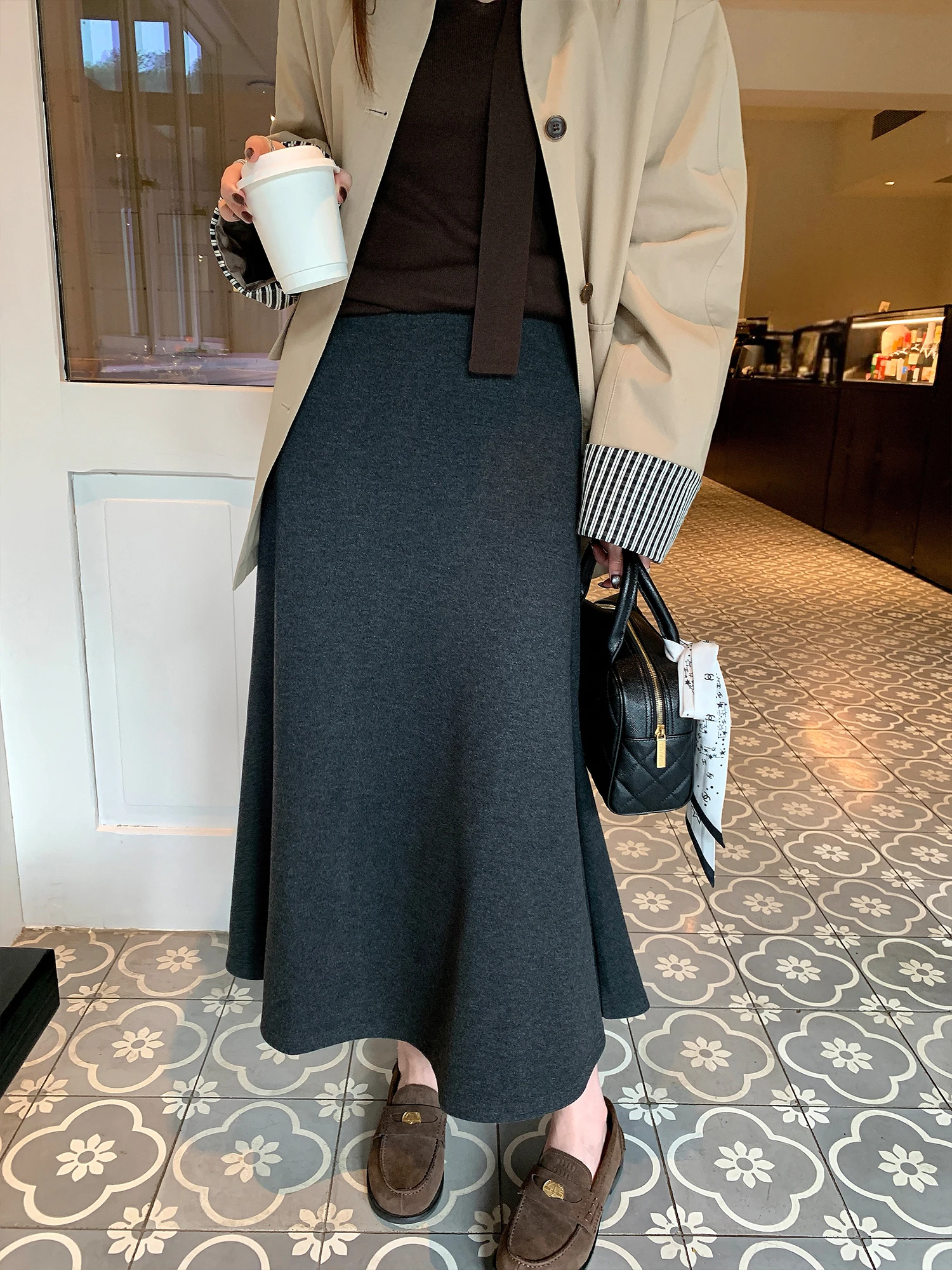 Новая женская юбка Real Easy Gentle Ele Fi Tail F Skirt для весны и осени, повседневная, свободного кроя, приталенная, А-силуэт, длинная, для повседневной носки
Новая женская юбка Real Easy Gentle Ele Fi Tail F Skirt для весны и осени, повседневная, свободного кроя, приталенная, А-силуэт, длинная, для повседневной носки