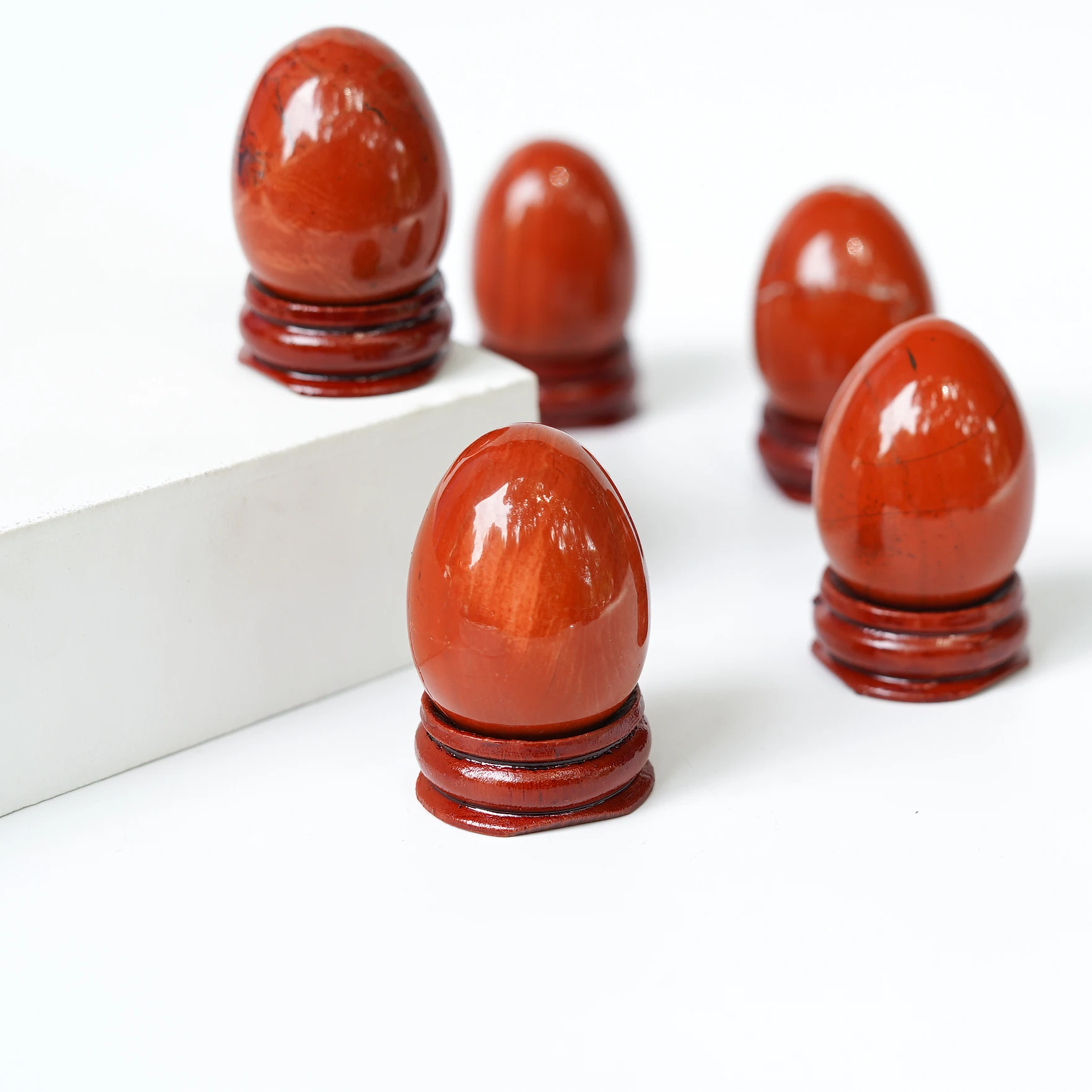 2023 40*30mm Natural Red Jasper Crystal Eggs With Wood Stand Gemstone Bell Chakra Healing Reiki Stone Carved Crafts
2023 40*30mm Natural Red Jasper Crystal Eggs With Wood Stand Gemstone Bell Chakra Healing Reiki Stone Carved Crafts