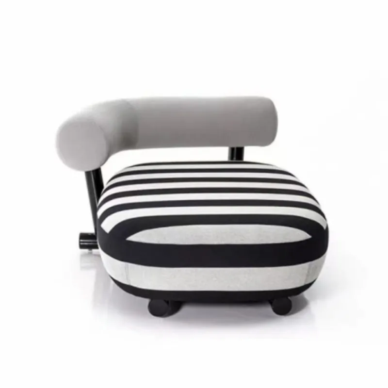 Modern minimalist fabric Guifei sofa chair for home use, business hotels, homestays, clubs, and leisure single sofa chairs
Modern minimalist fabric Guifei sofa chair for home use, business hotels, homestays, clubs, and leisure single sofa chairs