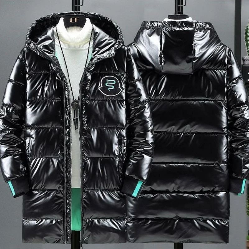 Новинка 2025, мужское зимнее утолщенное глянцевое пуховое альтернативное пуховое пальто средней длины, теплая модная хлопковая куртка в корейском стиле
Новинка 2025, мужское зимнее утолщенное глянцевое пуховое альтернативное пуховое пальто средней длины, теплая модная хлопковая куртка в корейском стиле