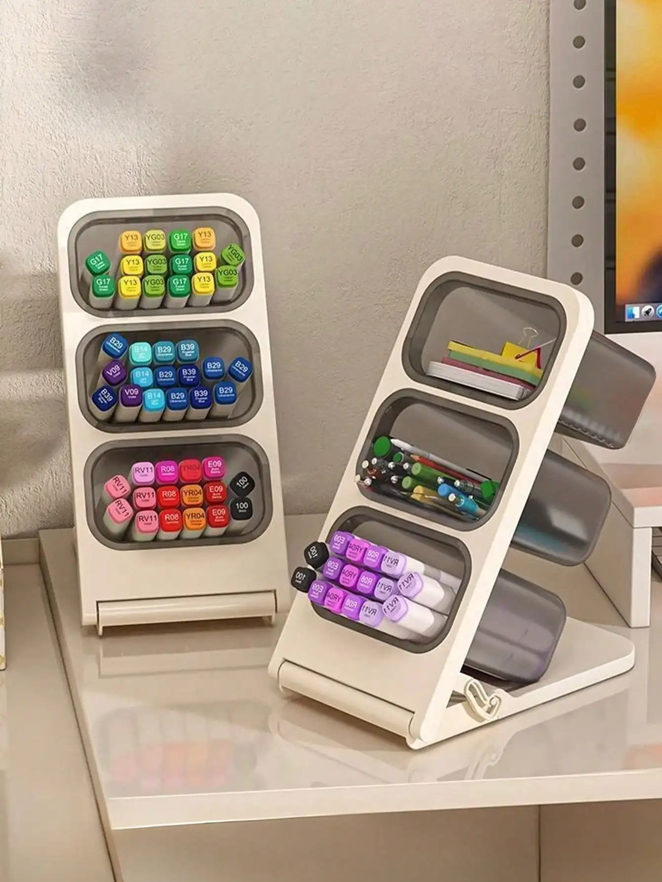 1/2Pcs 3-Grid Slanted Desktop Storage Organizer With Removable Drawers, Multifunctional Plastic Stationery & Cosmetic Holder, Space-Saving Desk Caddy For Makeup Brushes, Markers, Office Supplies, Bathroom Vanity & Dorm Room Organization
1/2Pcs 3-Grid Slanted Desktop Storage Organizer With Removable Drawers, Multifunctional Plastic Stationery & Cosmetic Holder, Space-Saving Desk Caddy For Makeup Brushes, Markers, Office Supplies, Bathroom Vanity & Dorm Room Organization