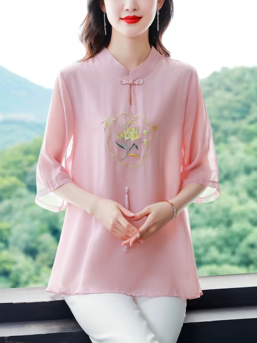 Новая модная женская блузка из шифона с вышивкой, свободного кроя, с воротником-стойкой, в китайском стиле
Новая модная женская блузка из шифона с вышивкой, свободного кроя, с воротником-стойкой, в китайском стиле