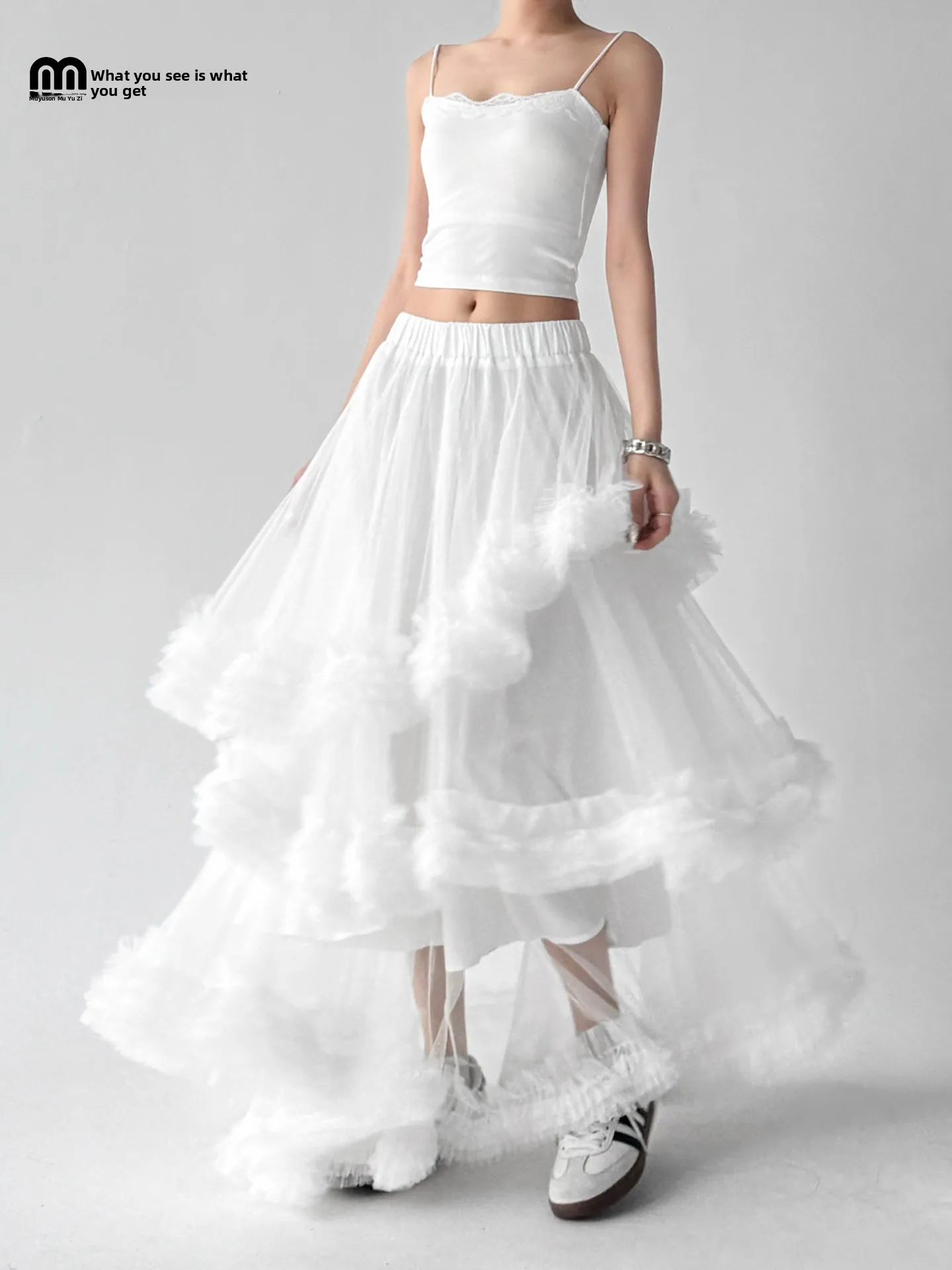 Spring 2026 High Waist Mesh Half Skirt Women's Style Multi-Layered A-Line Long Skirt with Large Swing And Asymmetrical Design
Spring 2026 High Waist Mesh Half Skirt Women's Style Multi-Layered A-Line Long Skirt with Large Swing And Asymmetrical Design