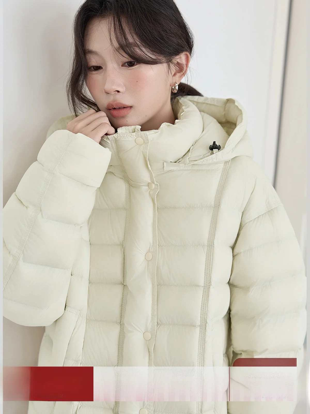 HuiXi Pear Color down Jacket Women's Winter New Fashionable Warm Coat Hooded Stand Collar Single Button Long Sleeve Thickened
HuiXi Pear Color down Jacket Women's Winter New Fashionable Warm Coat Hooded Stand Collar Single Button Long Sleeve Thickened