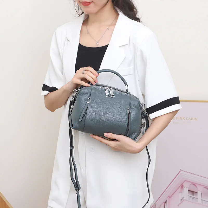 New Vintage Boston Simple Cowhide Handheld Shoulder Bag Genuine Leather Crossbody Bags for Women
New Vintage Boston Simple Cowhide Handheld Shoulder Bag Genuine Leather Crossbody Bags for Women
