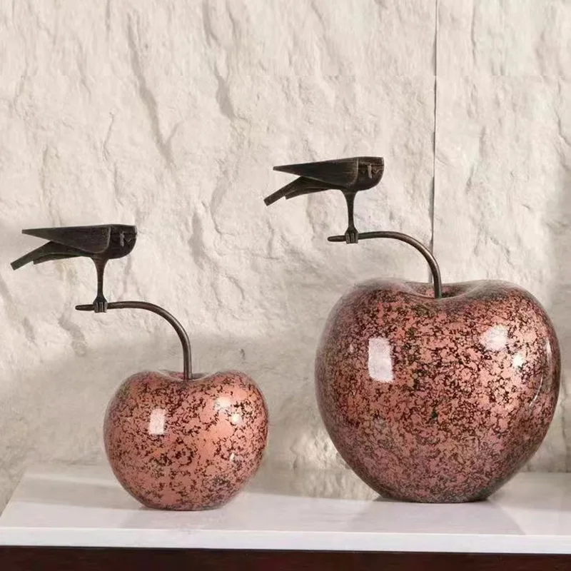 Modern creative resin apple decoration model house sales table soft decoration silver ribbon decoration
Modern creative resin apple decoration model house sales table soft decoration silver ribbon decoration