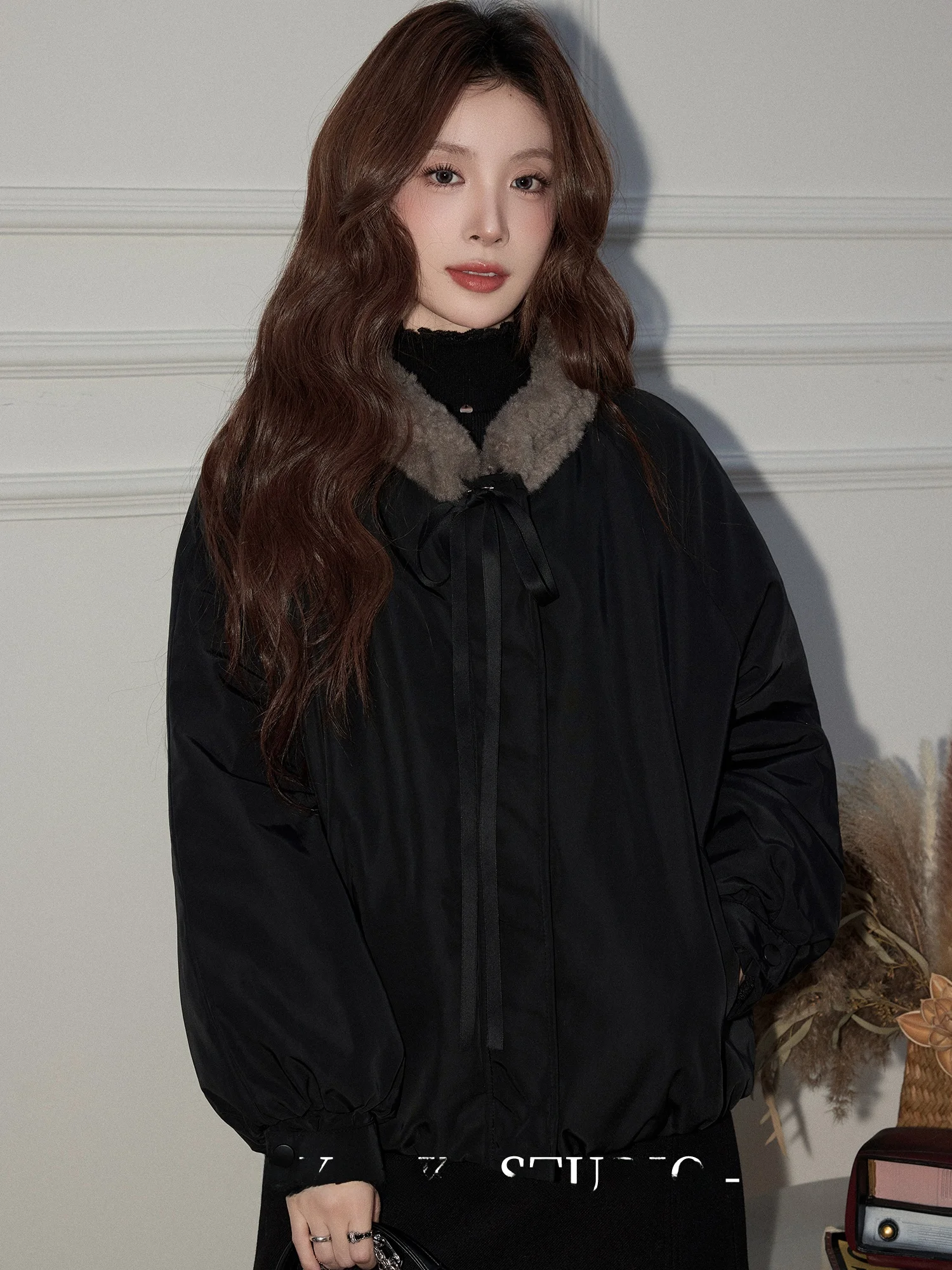 Qiu Xiaoke Design Thiened Cotton Jaet Women's Autumn Winter New Sle Loose Slimming Bla Commuting Coat Korean Sle
Qiu Xiaoke Design Thiened Cotton Jaet Women's Autumn Winter New Sle Loose Slimming Bla Commuting Coat Korean Sle