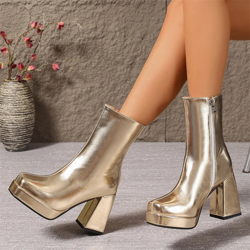 2024 Winter Punk Style Patent Leather Ankle Boots Ladies Block High Heels Platform Botas Banquet Party Women Shoes Sliver Gold
2024 Winter Punk Style Patent Leather Ankle Boots Ladies Block High Heels Platform Botas Banquet Party Women Shoes Sliver Gold