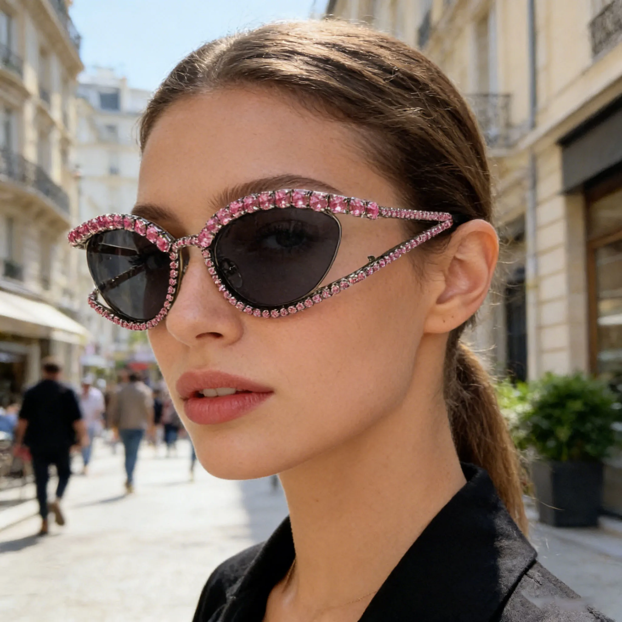 Luxury Rhinestone Cat Eye Sunglasses for Women Bling Diamond Oversized Sunnies Fashion Eyewear for Party Beach Travel KJ314
Luxury Rhinestone Cat Eye Sunglasses for Women Bling Diamond Oversized Sunnies Fashion Eyewear for Party Beach Travel KJ314