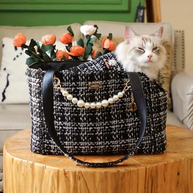 Portable Cat Carrier Luggage Cage, Small Dog Shoulder Bag for Carrying Travel Walking Luxury Outside Pet Backpack Dropshipping
Portable Cat Carrier Luggage Cage, Small Dog Shoulder Bag for Carrying Travel Walking Luxury Outside Pet Backpack Dropshipping