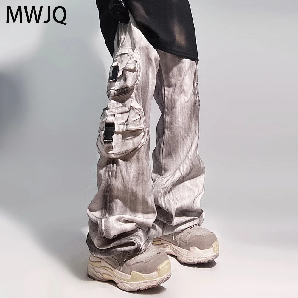 MWJQ Hiphop Mud Dye Distress Cargo Jeans Men's HIgh Strett Washed Fashion Mult Pocket Washed Full Length Wide Leg Pants 010342
MWJQ Hiphop Mud Dye Distress Cargo Jeans Men's HIgh Strett Washed Fashion Mult Pocket Washed Full Length Wide Leg Pants 010342