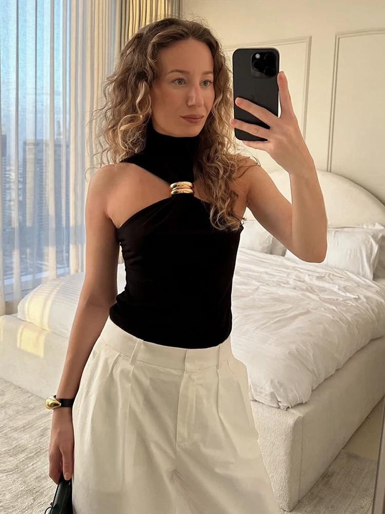 Fantoye Solid Turtleneck Metal Ring Women Top White Off Shoulder Short Tank Top Female Summer Slim Elegant Vacation Streetwear
Fantoye Solid Turtleneck Metal Ring Women Top White Off Shoulder Short Tank Top Female Summer Slim Elegant Vacation Streetwear