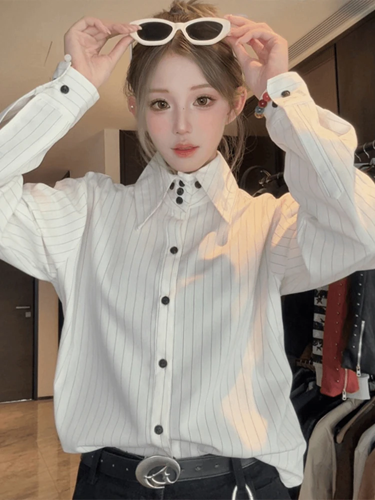 American Style Long Sleeve Striped Shirt High Collar Sharp Collar Multi-Button Design Men's Spring Commute Casual Breathable
American Style Long Sleeve Striped Shirt High Collar Sharp Collar Multi-Button Design Men's Spring Commute Casual Breathable