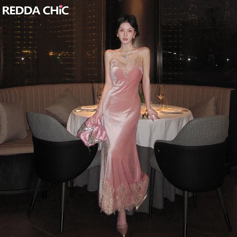 ReddaChic Stitch Lace Velvet Dress Coquette Spaghetti Straps V-neck Lace Trim A-line Maxi Long One-piece Hotties Woman Clothes
ReddaChic Stitch Lace Velvet Dress Coquette Spaghetti Straps V-neck Lace Trim A-line Maxi Long One-piece Hotties Woman Clothes