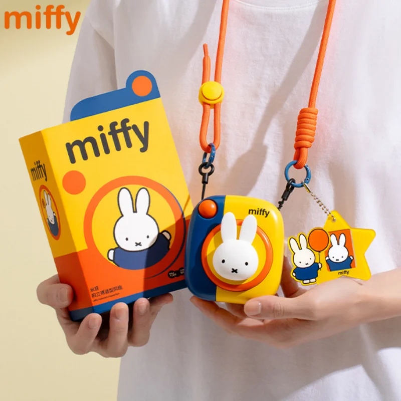 New Miffy Instant Camera Model Mini Portable USB Fan Neck Hanging Handheld 1800Mah 3 Speed Rechargeable Instax Style Fan Gift
New Miffy Instant Camera Model Mini Portable USB Fan Neck Hanging Handheld 1800Mah 3 Speed Rechargeable Instax Style Fan Gift