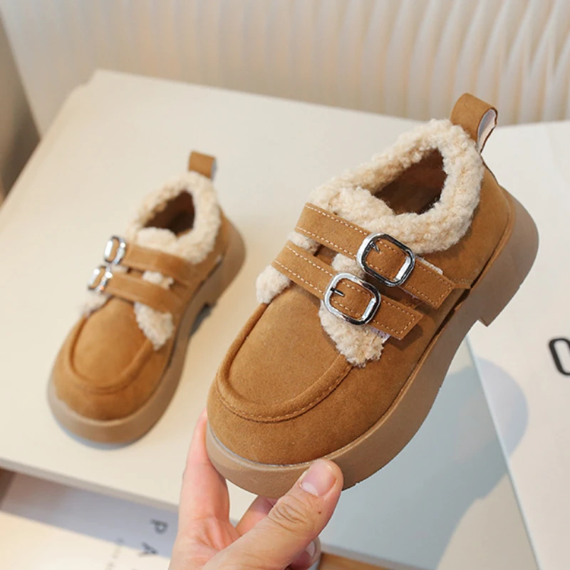 Children's Winter Cotton Shoes Fashion Solid Color Kids Causal Plush Shoes Thick Bottom Versatile Warm Girls Retro Style Loafers
Children's Winter Cotton Shoes Fashion Solid Color Kids Causal Plush Shoes Thick Bottom Versatile Warm Girls Retro Style Loafers