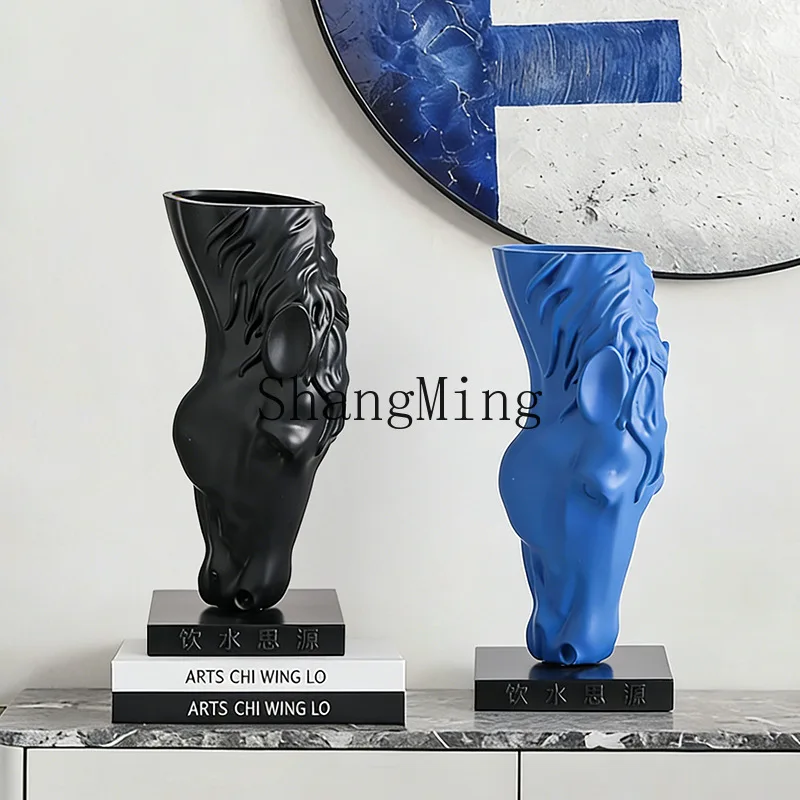 CL Modern Simple Drinking Horse Head Ornament Home Living Room Entrance Wine Cabinet Model Room Premium Desktop Ornament
CL Modern Simple Drinking Horse Head Ornament Home Living Room Entrance Wine Cabinet Model Room Premium Desktop Ornament
