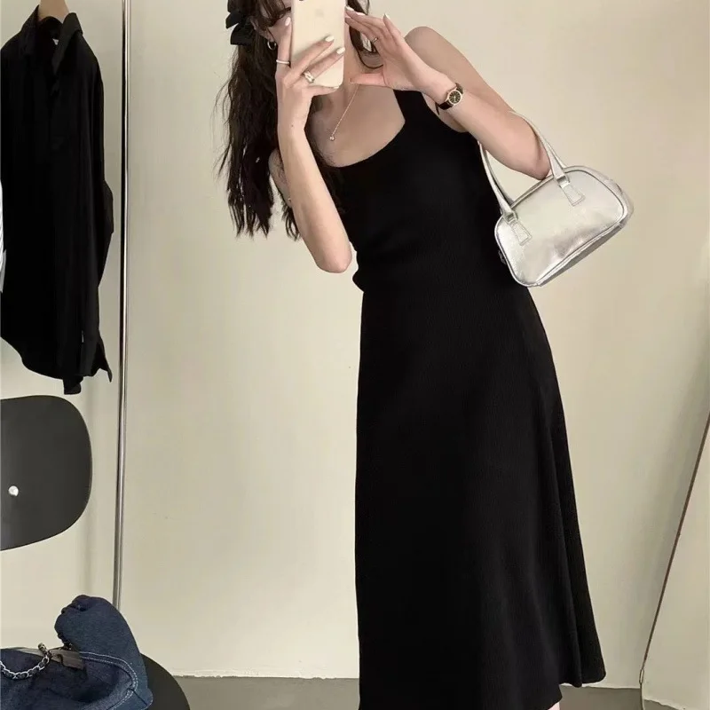 Sleeveless Knitted Midi Dress Summer Autumn Women Black A-line Long Dress Korean French Elegant Evening Dresses Vestidos 니트 드레스
Sleeveless Knitted Midi Dress Summer Autumn Women Black A-line Long Dress Korean French Elegant Evening Dresses Vestidos 니트 드레스