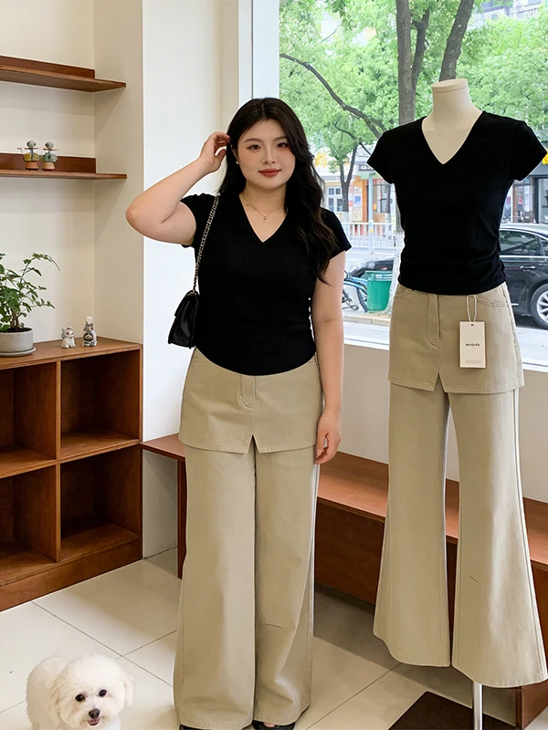 plus Size Women's Summer New Black Slim V-Neck Short Sleeve Top Wide Leg Pants Two-Piece Set Fashionable Korean Style Commute
plus Size Women's Summer New Black Slim V-Neck Short Sleeve Top Wide Leg Pants Two-Piece Set Fashionable Korean Style Commute