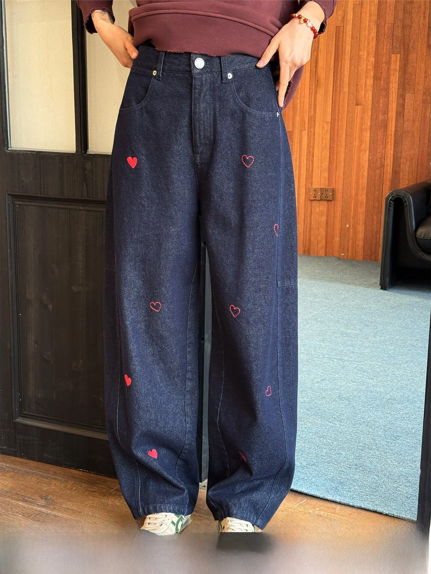 Washed Blue Straight Leg Jeans Casual Pants Women's Summer New Style Retro Match All Zhou Xiaoya Natural Waist Cotton Denim
Washed Blue Straight Leg Jeans Casual Pants Women's Summer New Style Retro Match All Zhou Xiaoya Natural Waist Cotton Denim