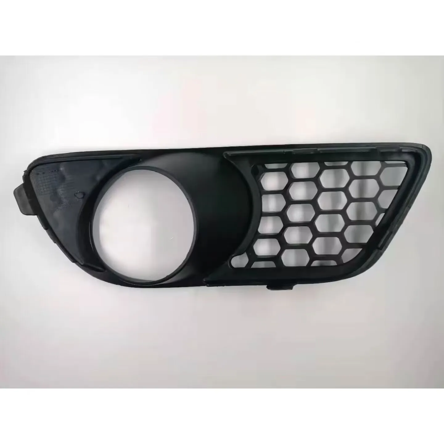 Auto parts High quality Left or Right Side Front Bumper Fog Light Grille Grill Cover For VW Touareg Rline 2007 - 2010
Auto parts High quality Left or Right Side Front Bumper Fog Light Grille Grill Cover For VW Touareg Rline 2007 - 2010
