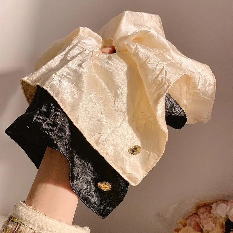 brand new 1pc Satin square scarf large intestine headband French high-end feel large square hair tie headband accessory
brand new 1pc Satin square scarf large intestine headband French high-end feel large square hair tie headband accessory