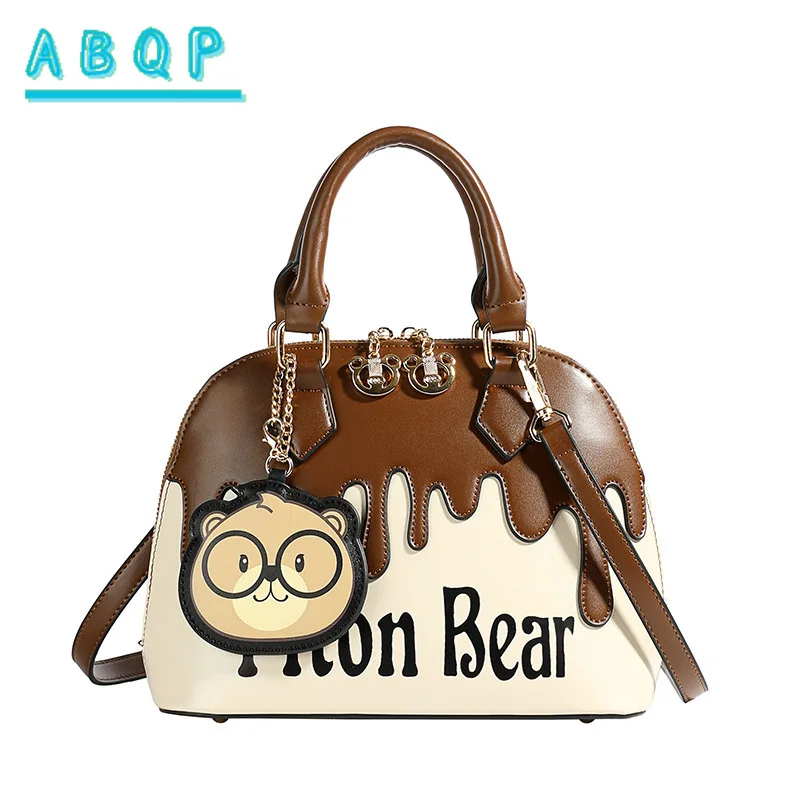Trendy Korean Style Crossbody Bag Fashionable Versatile Handbag for Women Large Capacity Splicing Portable Shoulder Bag Cartoon
Trendy Korean Style Crossbody Bag Fashionable Versatile Handbag for Women Large Capacity Splicing Portable Shoulder Bag Cartoon