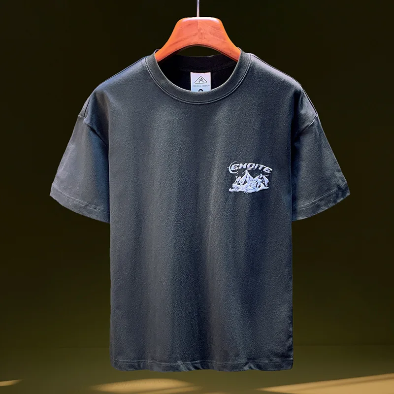 Short sleeved T-shirt men's 2025 new summer loose trendy fashionable printed high-end casual men's clothing
Short sleeved T-shirt men's 2025 new summer loose trendy fashionable printed high-end casual men's clothing