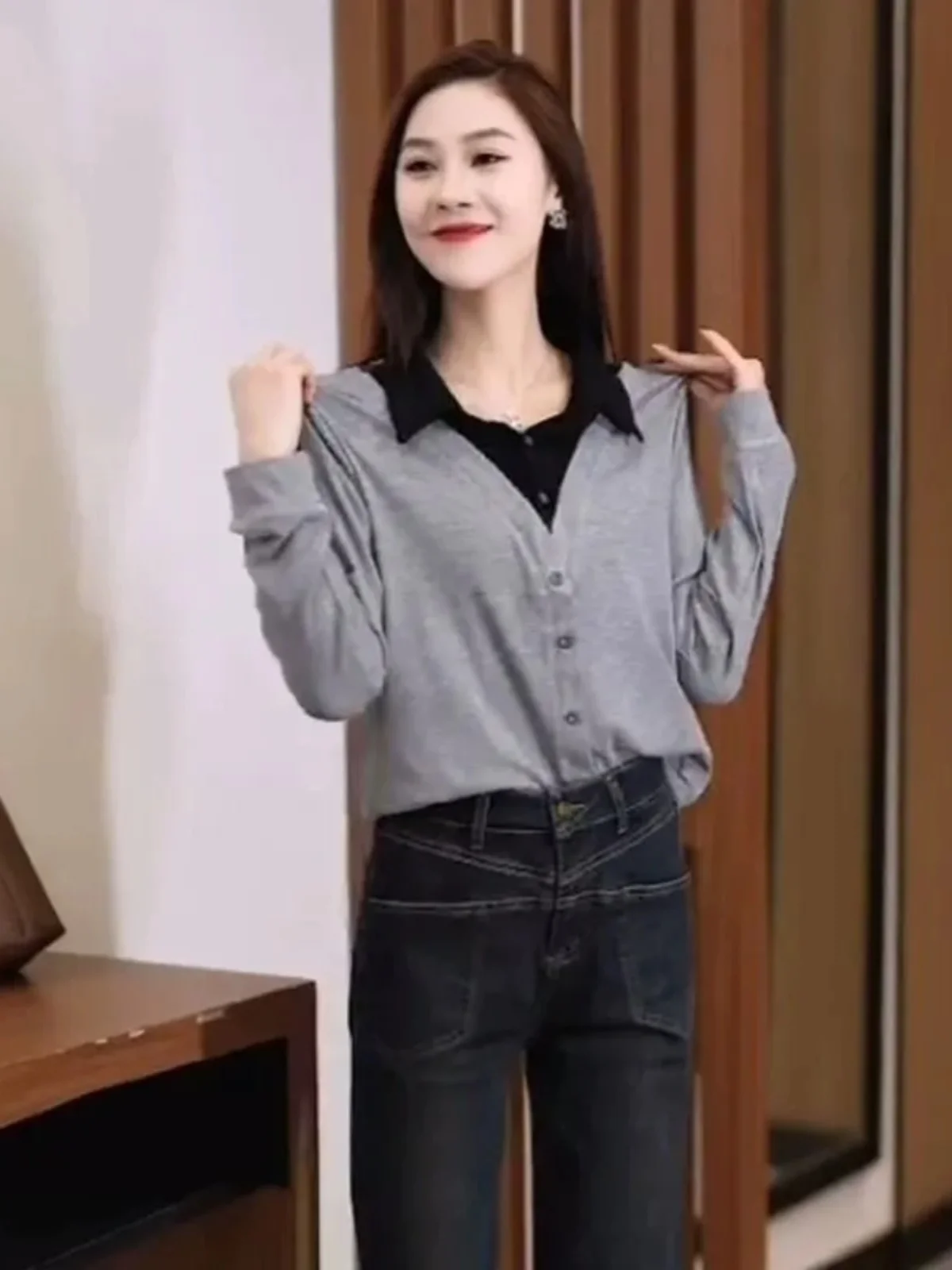 Fashionable Denim Set Women's Spring 2026 New Stylish Long Sleeve Shirt Straight Leg Pants Two-Piece Set Trendy
Fashionable Denim Set Women's Spring 2026 New Stylish Long Sleeve Shirt Straight Leg Pants Two-Piece Set Trendy