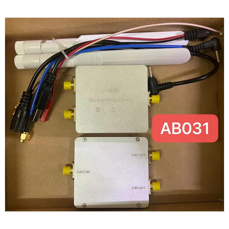 AM-AB031 2.4Ghz / 5.8Ghz WIFI Booster Smart Home Systems WIFI Signal Booster Drone Signal Extender Wireless LAN Devices
AM-AB031 2.4Ghz / 5.8Ghz WIFI Booster Smart Home Systems WIFI Signal Booster Drone Signal Extender Wireless LAN Devices