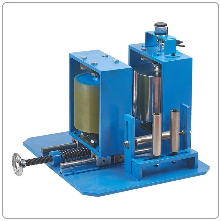 Metering table, outer quilt extruder, take-up machine, core wire counter, coil forming machine, twisted copper pipe
Metering table, outer quilt extruder, take-up machine, core wire counter, coil forming machine, twisted copper pipe