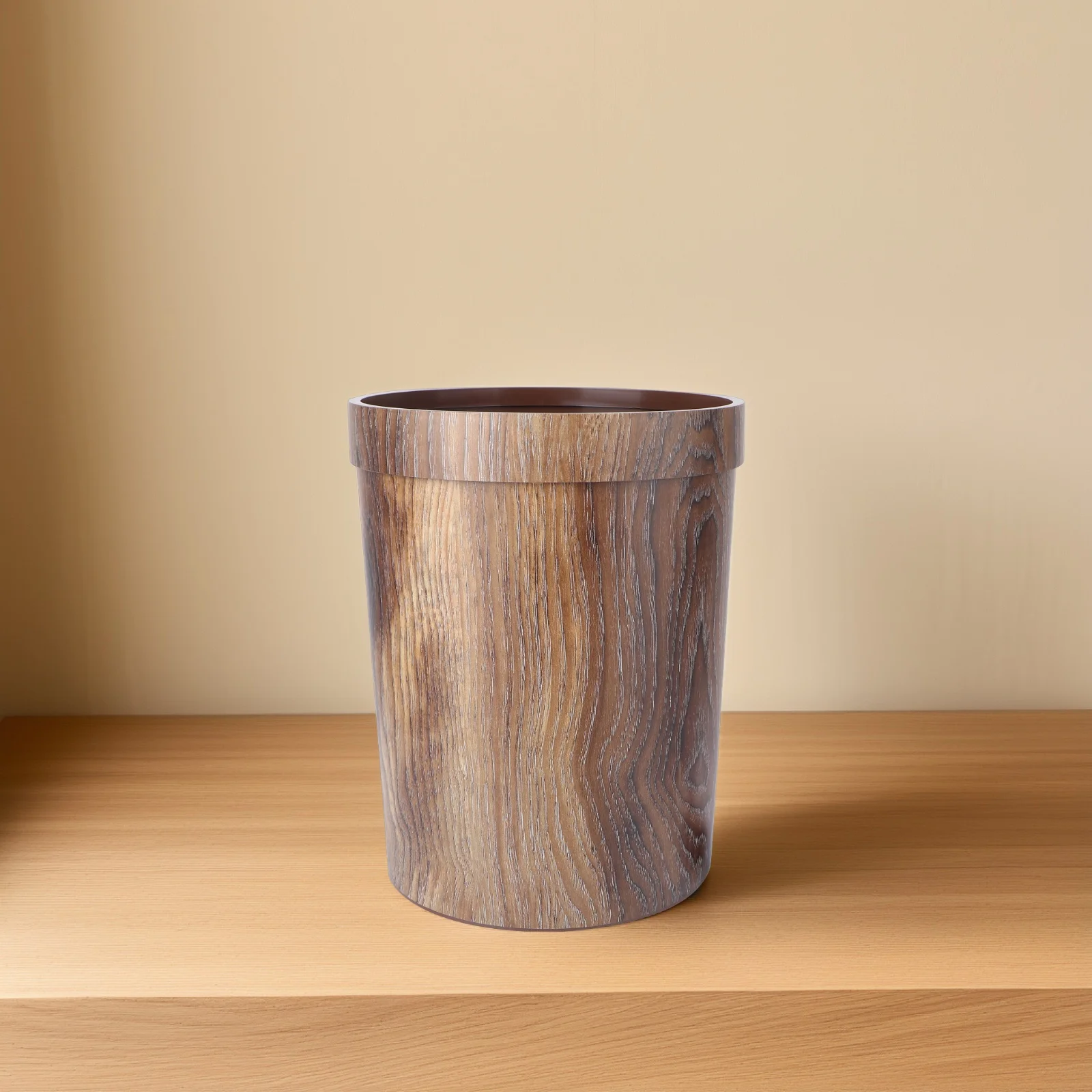 Wood Grain Trash Can Large Size Waste Basket Container Brown Vintage Garbage Bin PP Material Home Office Bedroom Use
Wood Grain Trash Can Large Size Waste Basket Container Brown Vintage Garbage Bin PP Material Home Office Bedroom Use