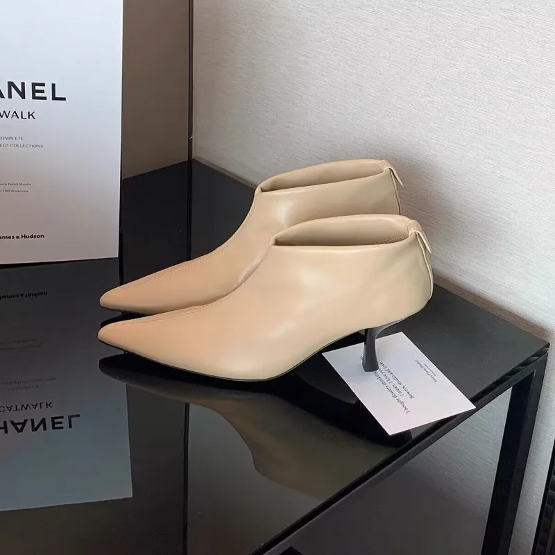 New Women Shoes Luxury French Pointed Tip Ankle Boots for Woman Fashion Soft Leather High Heeled Boot Designer Shoes Botas Mujer
New Women Shoes Luxury French Pointed Tip Ankle Boots for Woman Fashion Soft Leather High Heeled Boot Designer Shoes Botas Mujer