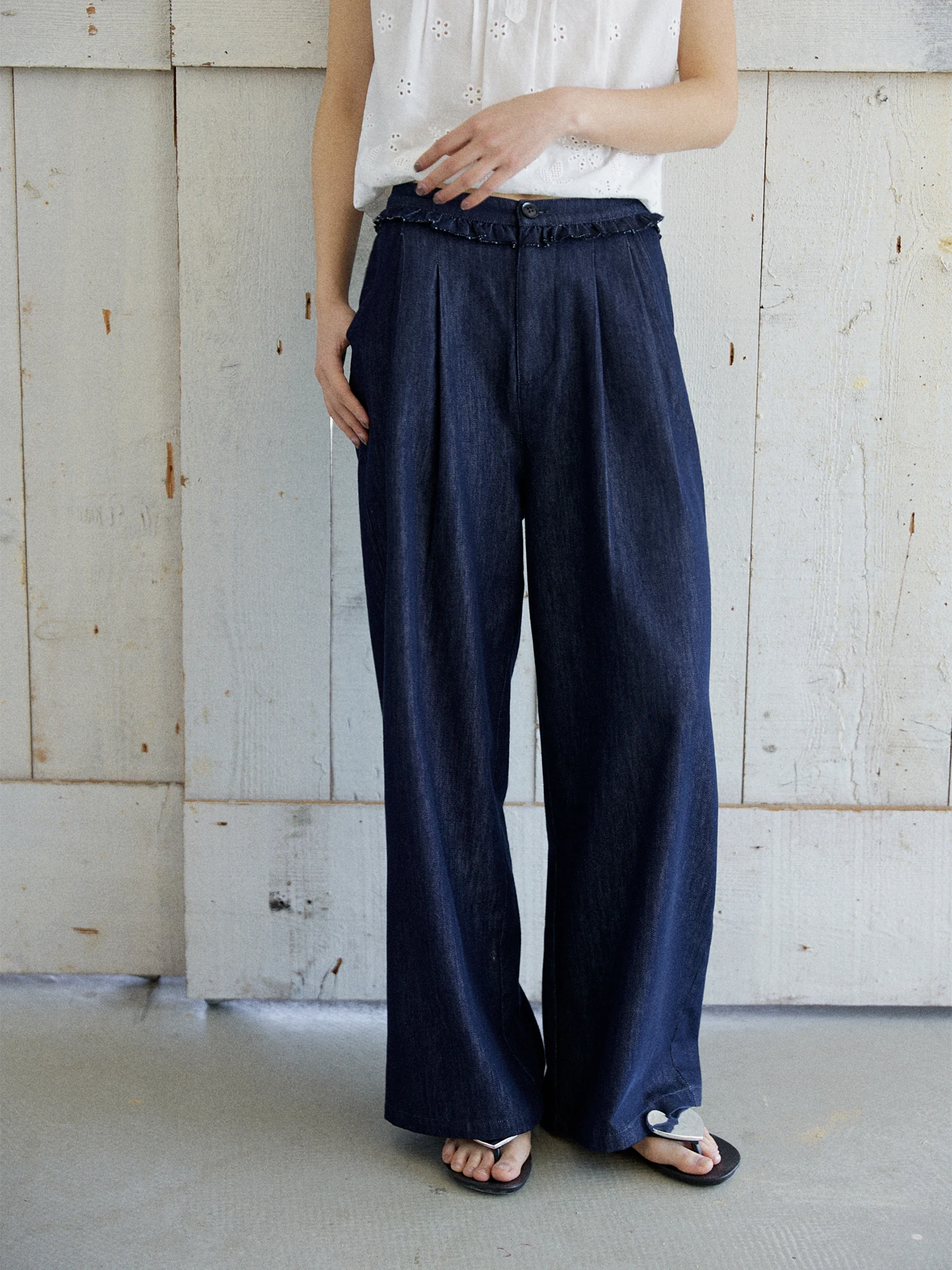 Mixabo High Waist Wide Leg Denim Jeans Women Summer Deep Blue Gauzy Flattering Slimming Long Pants
Mixabo High Waist Wide Leg Denim Jeans Women Summer Deep Blue Gauzy Flattering Slimming Long Pants